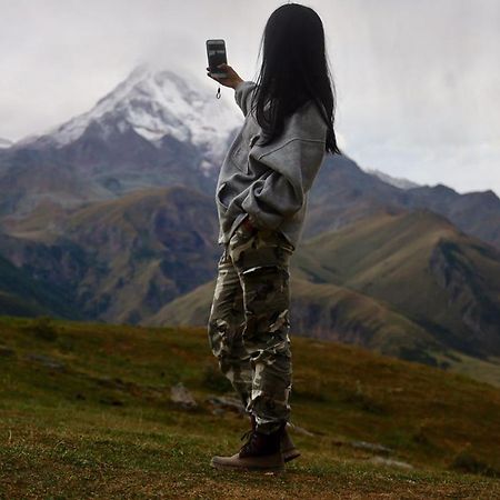 Veriko'S Guest Hause Kazbegi Eksteriør bilde