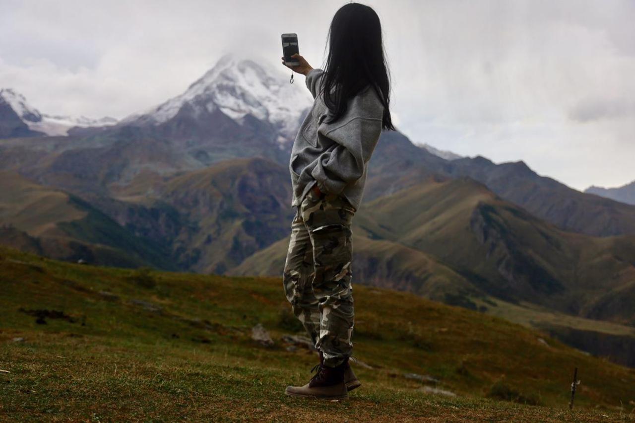 Veriko'S Guest Hause Kazbegi Eksteriør bilde